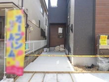 【埼玉県/川口市本前川】川口市本前川3丁目 新築戸建 駐車場