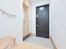 【埼玉県/川口市青木】川口市青木1丁目 新築戸建 C号棟 玄関