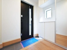 【埼玉県/川口市大字赤井】川口市大字赤井 新築戸建 NO.6 玄関