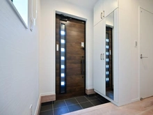 【埼玉県/川口市大字赤井】川口市大字赤井 中古戸建 NO.8 玄関