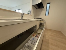 【埼玉県/蕨市南町】蕨市南町第8 1号棟 収納