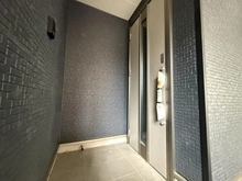 【埼玉県/蕨市南町】蕨市南町第8 1号棟 玄関