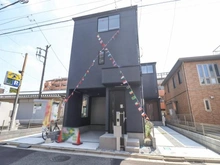【埼玉県/川口市上青木西】川口市上青木西11期　2号棟 外観：全3区画