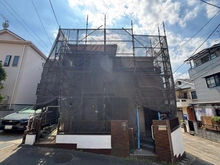 【神奈川県/川崎市宮前区神木本町】宮前区神木本町5丁目　中古戸建 外観：大規模修繕工事中