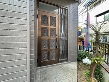 【神奈川県/川崎市宮前区神木本町】宮前区神木本町5丁目　中古戸建 玄関