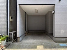 【神奈川県/川崎市高津区北見方】高津区北見方3丁目　中古戸建 駐車場
