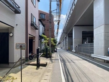 【神奈川県/川崎市高津区北見方】高津区北見方3丁目　中古戸建 前面道路