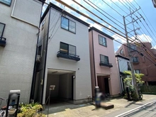 【神奈川県/川崎市高津区北見方】高津区北見方3丁目　中古戸建 外観：中央