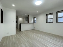 【神奈川県/横浜市戸塚区上倉田町】横浜市戸塚区上倉田町　中古戸建 LDK