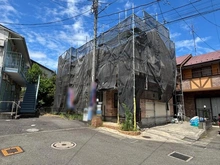 【神奈川県/川崎市麻生区片平】川崎市麻生区片平4丁目　中古戸建 外観：リフォーム中