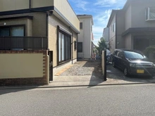 【神奈川県/相模原市中央区陽光台】相模原市中央区陽光台5丁目　中古戸建 駐車場