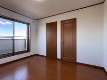 【神奈川県/川崎市多摩区南生田】川崎市多摩区南生田2丁目　中古戸建 洋室
