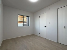 【神奈川県/川崎市麻生区千代ケ丘】麻生区千代ケ丘6丁目　新築戸建　2号棟 洋室