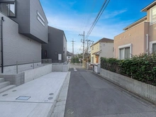 【神奈川県/川崎市麻生区千代ケ丘】麻生区千代ケ丘6丁目　新築戸建　2号棟 前面道路