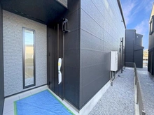 【神奈川県/川崎市麻生区千代ケ丘】麻生区千代ケ丘6丁目　新築戸建　3号棟 玄関