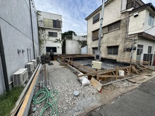 【神奈川県/川崎市高津区宇奈根】高津区宇奈根新築戸建 1号棟 建築中の外観：全2区画