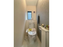 【神奈川県/川崎市幸区戸手】川崎市幸区戸手4丁目　新築戸建　1号棟 トイレ