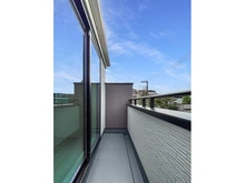 【神奈川県/川崎市幸区戸手】川崎市幸区戸手4丁目　新築戸建　2号棟 バルコニー：3階北西部分