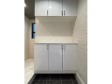 【神奈川県/川崎市幸区戸手】川崎市幸区戸手4丁目　新築戸建　5号棟 玄関