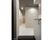 【神奈川県/川崎市幸区戸手】川崎市幸区戸手4丁目　新築戸建　5号棟 玄関