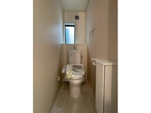 【神奈川県/川崎市幸区戸手】川崎市幸区戸手4丁目　新築戸建　5号棟 トイレ：3階