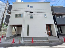 【神奈川県/川崎市幸区戸手】川崎市幸区戸手4丁目　新築戸建　6号棟 外観：全10棟　写真中央