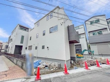 【神奈川県/川崎市幸区戸手】川崎市幸区戸手4丁目　新築戸建　9号棟 外観：全10棟　写真中央