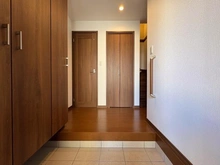 【神奈川県/川崎市宮前区平】川崎市宮前区平5丁目　新築戸建　1号棟 玄関