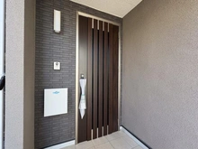 【神奈川県/川崎市宮前区平】川崎市宮前区平5丁目　新築戸建　1号棟 玄関