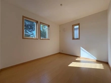 【神奈川県/川崎市宮前区平】川崎市宮前区平5丁目　新築戸建　4号棟 洋室