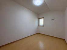 【神奈川県/川崎市宮前区平】川崎市宮前区平5丁目　新築戸建　4号棟 洋室