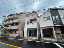 【神奈川県/横浜市鶴見区上末吉】横浜市鶴見区上末吉4丁目　中古戸建 外観：中央