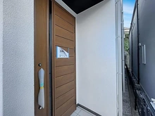 【神奈川県/横浜市鶴見区北寺尾】横浜市鶴見区北寺尾1丁目新築戸建　1号棟 玄関