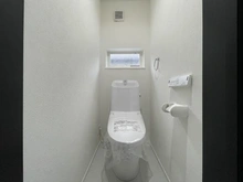 【神奈川県/横浜市鶴見区北寺尾】横浜市鶴見区北寺尾1丁目新築戸建　2号棟 トイレ：2階