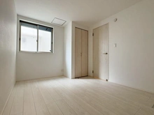 【神奈川県/川崎市幸区古市場】川崎市幸区古市場1丁目　中古戸建 サービスルーム（納戸）