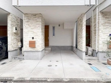 【神奈川県/川崎市幸区古市場】川崎市幸区古市場1丁目　中古戸建 玄関