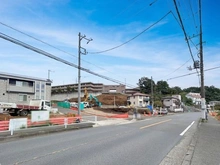 【神奈川県/横浜市神奈川区菅田町】横浜市神奈川区菅田町　新築戸建2号棟 前面道路