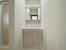 【東京都/八王子市大和田町】東京都八王子市大和田町6丁目　中古戸建 洗面所