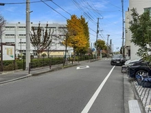 【神奈川県/川崎市幸区小向仲野町】川崎市幸区小向仲野町　中古戸建 前面道路