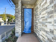 【神奈川県/川崎市宮前区平】川崎市宮前区平1丁目　中古戸建 玄関