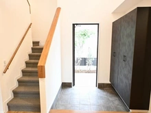 【神奈川県/川崎市高津区梶ケ谷】梶ヶ谷4丁目中古戸建 玄関