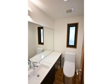 【神奈川県/川崎市高津区梶ケ谷】梶ヶ谷4丁目中古戸建 トイレ：1階