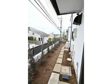 【神奈川県/川崎市高津区梶ケ谷】梶ヶ谷4丁目中古戸建 敷地内