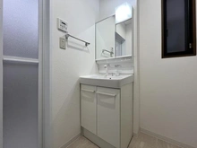 【神奈川県/川崎市高津区北見方】北見方3丁目中古戸建 洗面所