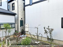 【神奈川県/川崎市高津区北見方】北見方3丁目中古戸建 敷地内