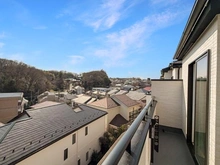 【神奈川県/川崎市麻生区片平】片平1丁目新築戸建B号棟 バルコニー