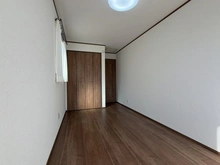 【神奈川県/川崎市麻生区片平】片平1丁目新築戸建B号棟 洋室