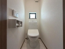 【神奈川県/川崎市麻生区片平】片平1丁目新築戸建A号棟 トイレ