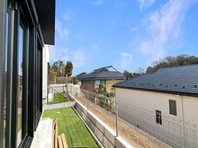 【神奈川県/川崎市麻生区片平】片平1丁目新築戸建A号棟 敷地内