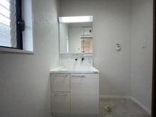 【神奈川県/川崎市川崎区中島】川崎市川崎区中島2丁目　中古戸建 洗面所